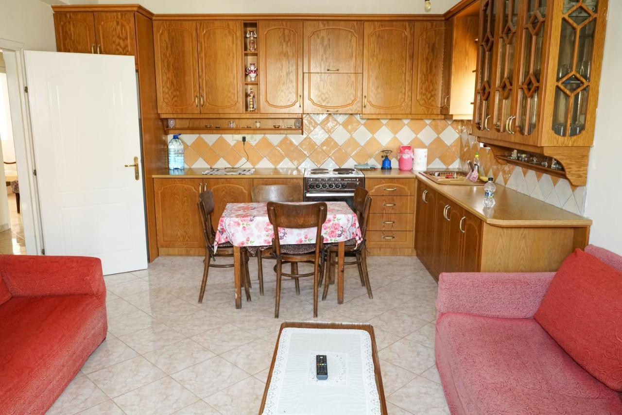 Connie'S Apartments Saranda Dış mekan fotoğraf