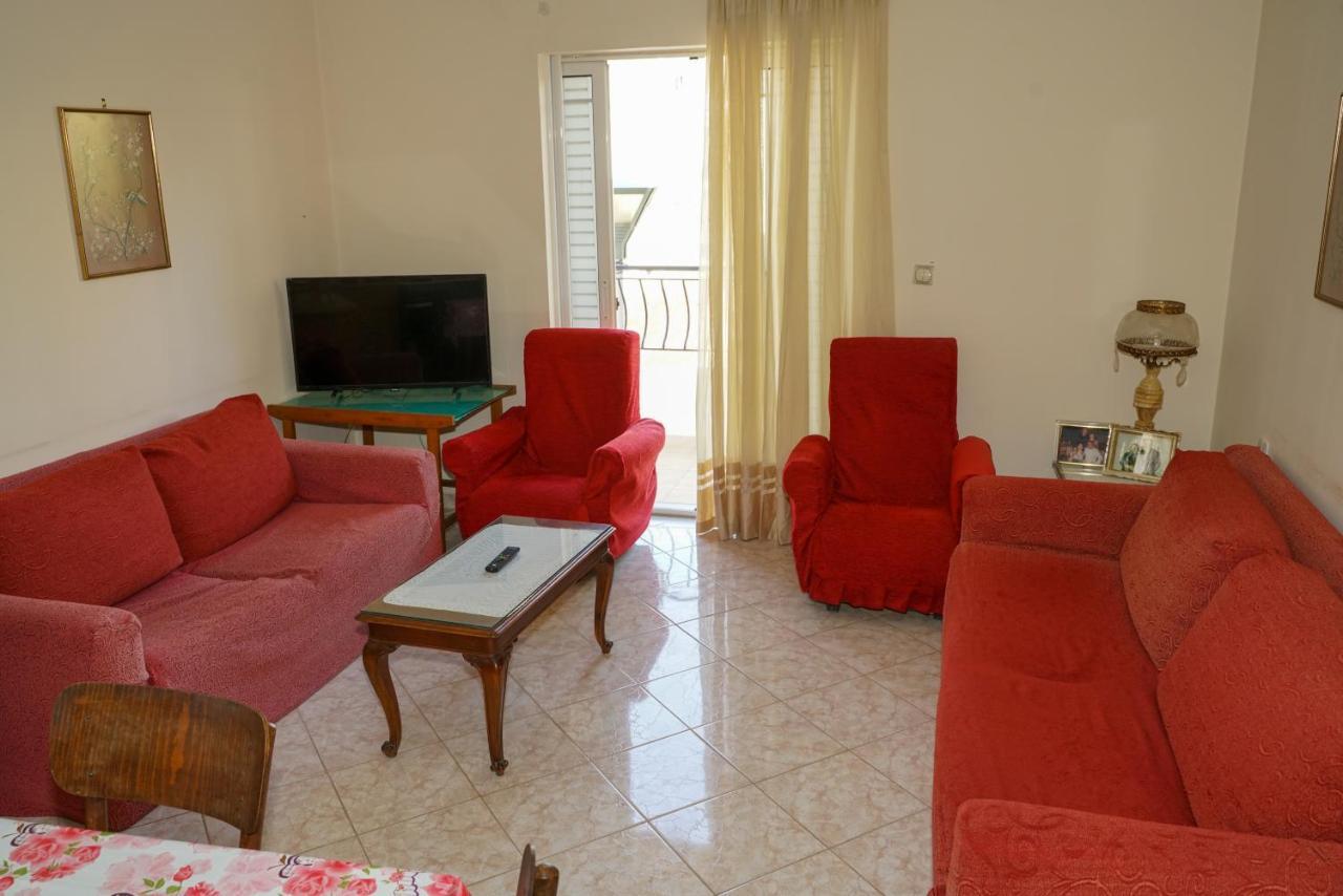 Connie'S Apartments Saranda Dış mekan fotoğraf